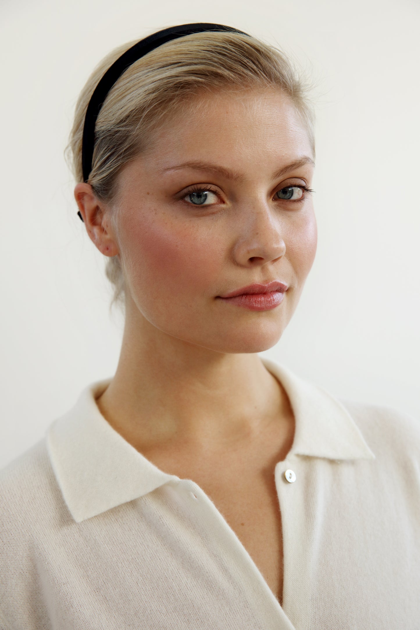 DIADEM HELSINKI ATELIER SLIM SAMMET SVART