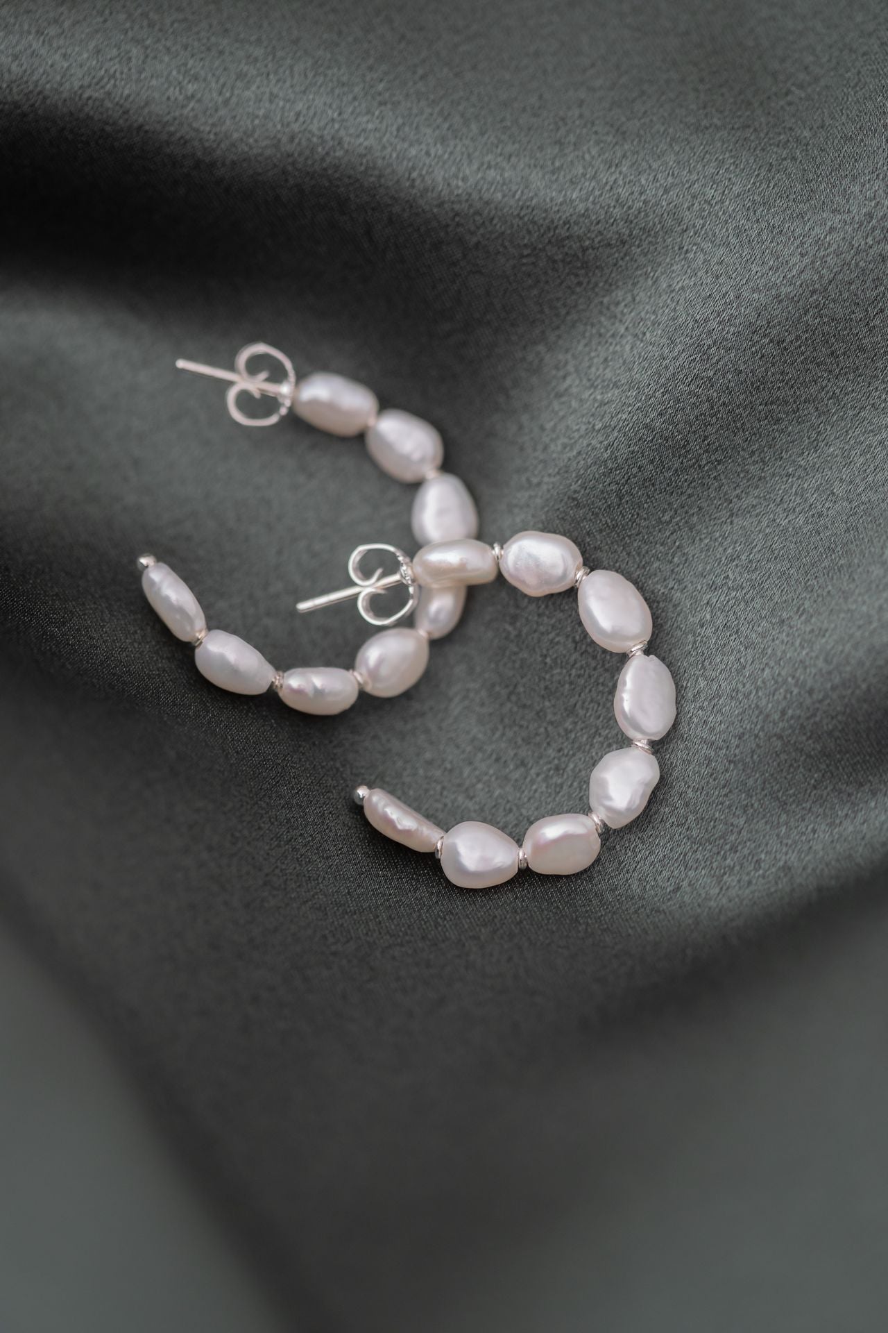 PEARL HOOP EARRINGS