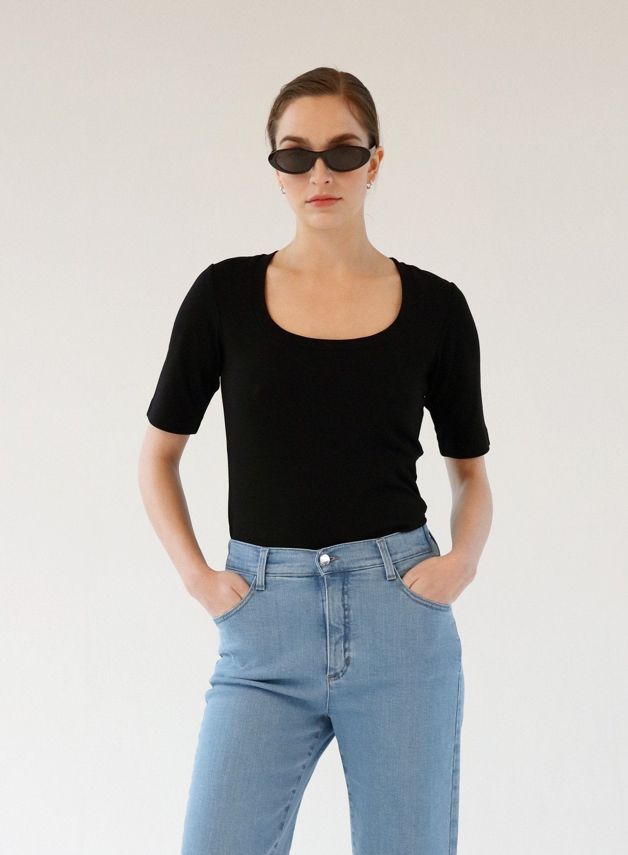 SQUARE NECKLINE T-SHIRT BLACK